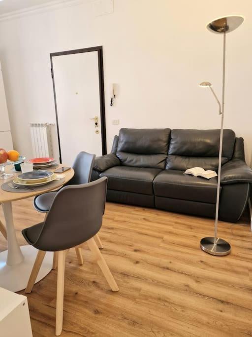 Nur Casa Vacanze Bergamo Appartement Buitenkant foto