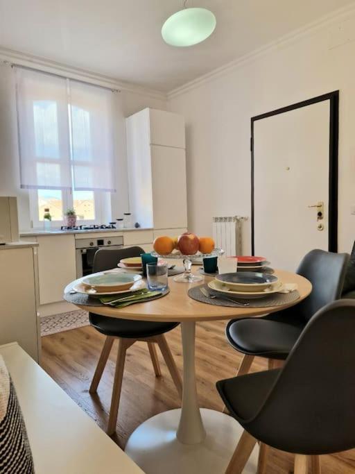 Nur Casa Vacanze Bergamo Appartement Buitenkant foto
